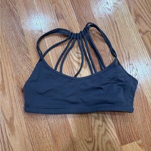 Lululemon Lighten Up Bra -grey